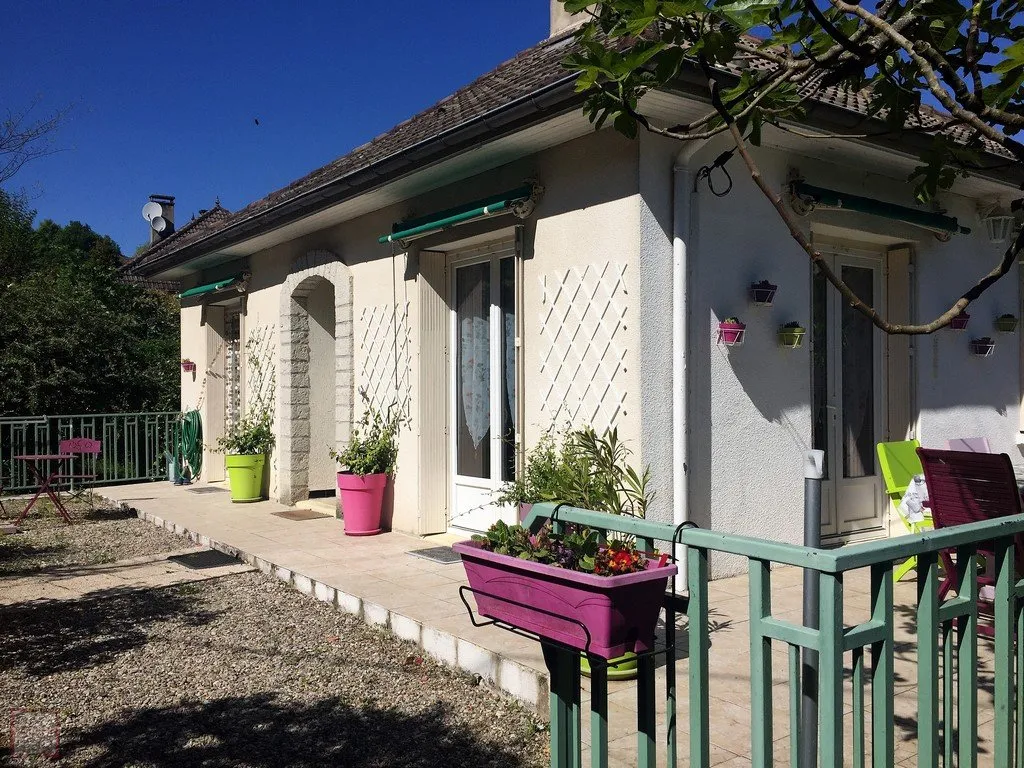 MAISON DE VILLE AU CALME JARDIN 600 M&sup2;
