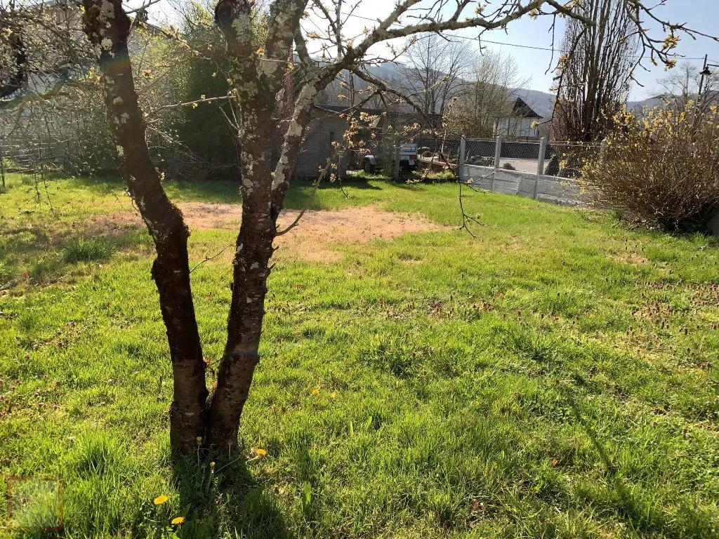 LOCATION ARGENTAT BEL APPARTEMENT T4 AVEC GARAGE ET JARDIN