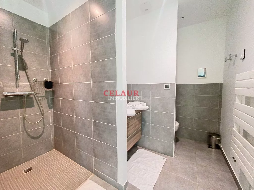 &Eacute;L&Eacute;GANTE MAISON AVEC BELLES PRESTATIONS