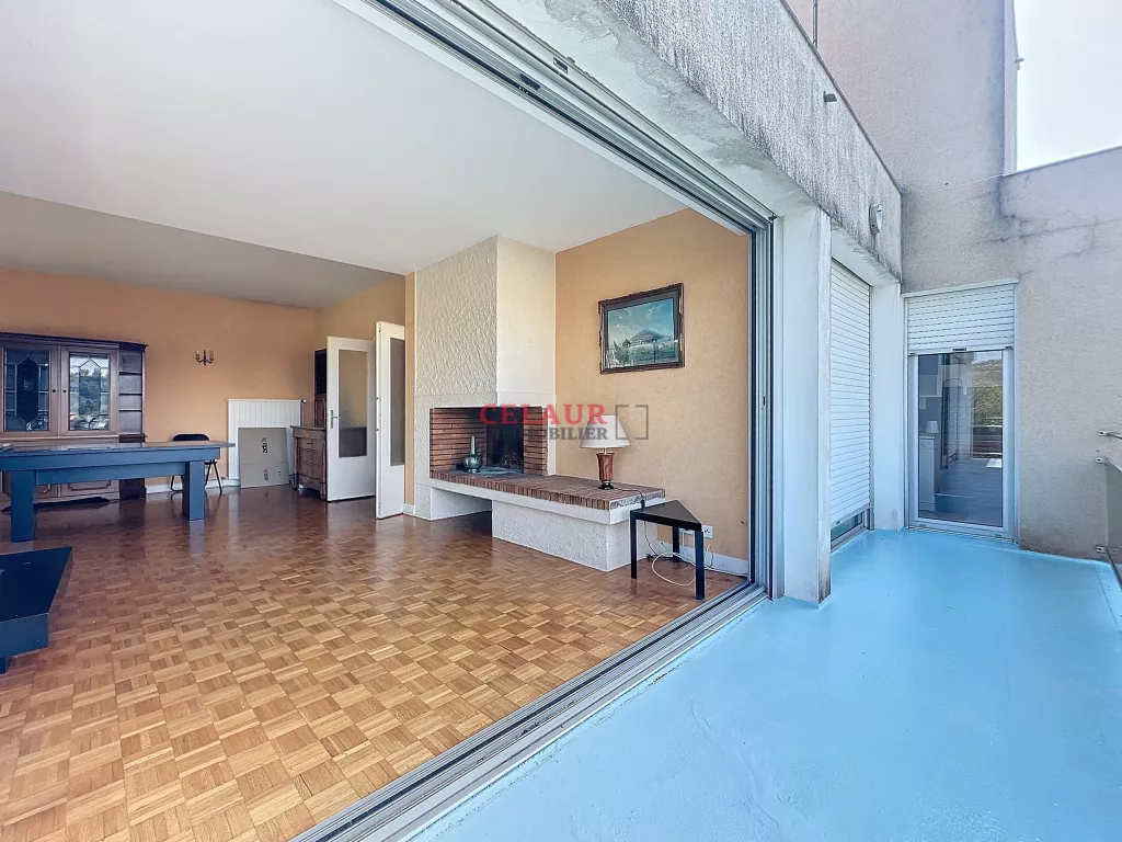 MAISON AVEC VUE IMPRENABLE