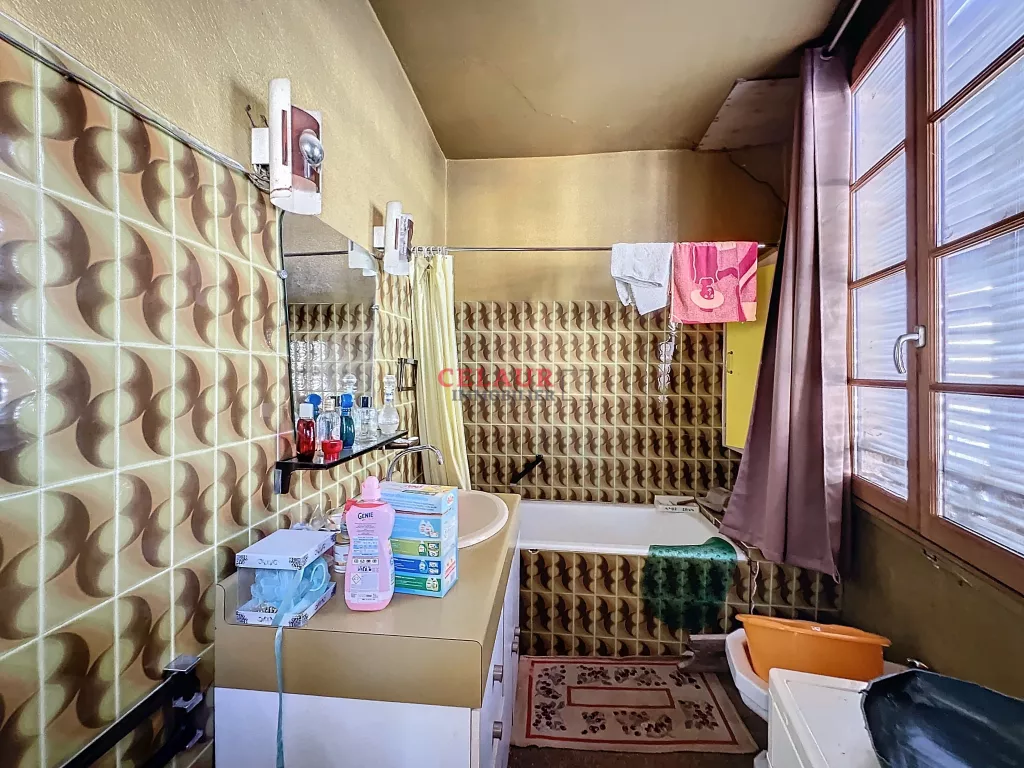 APPARTEMENT SUR 3 NIVEAUX