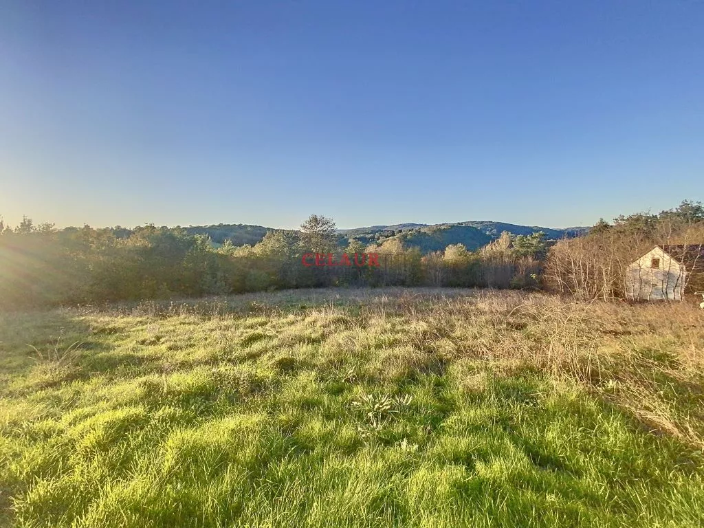 CABANE SUR TERRAIN A BATIR DE 3980 M&sup2;