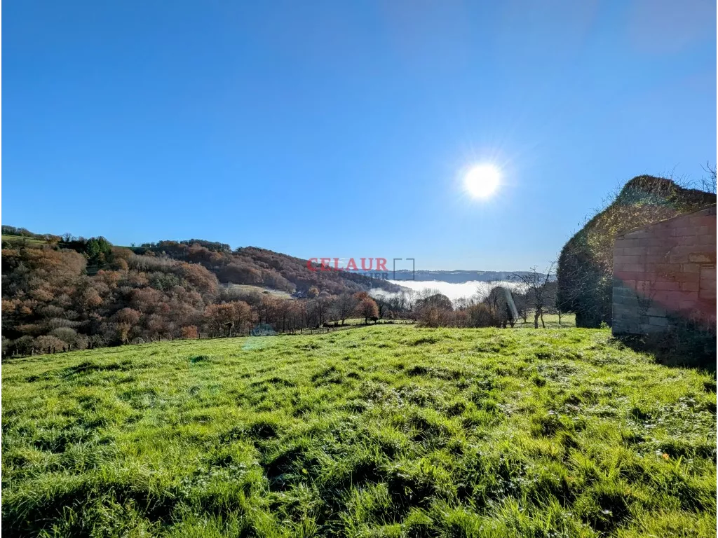 CORPS DE FERME SUR LES HAUTEURS