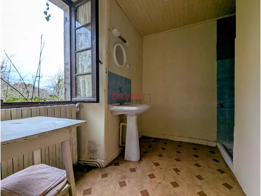 CORPS DE FERME SUR LES HAUTEURS