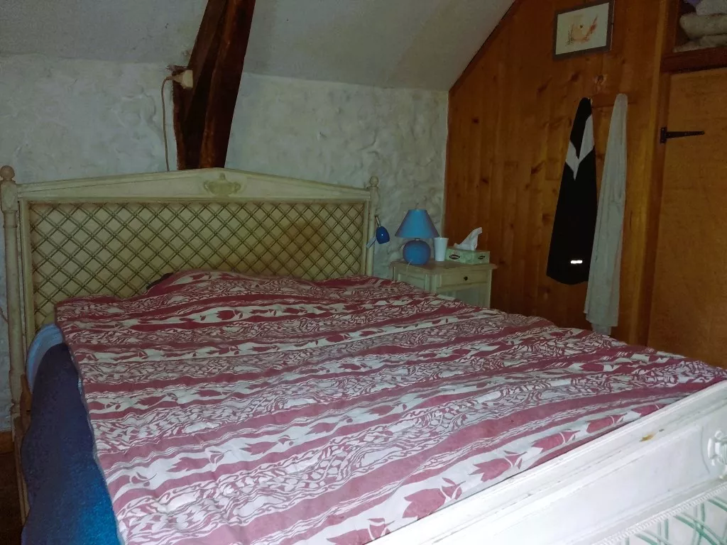 MAISON EN PIERRE ANCIENNE