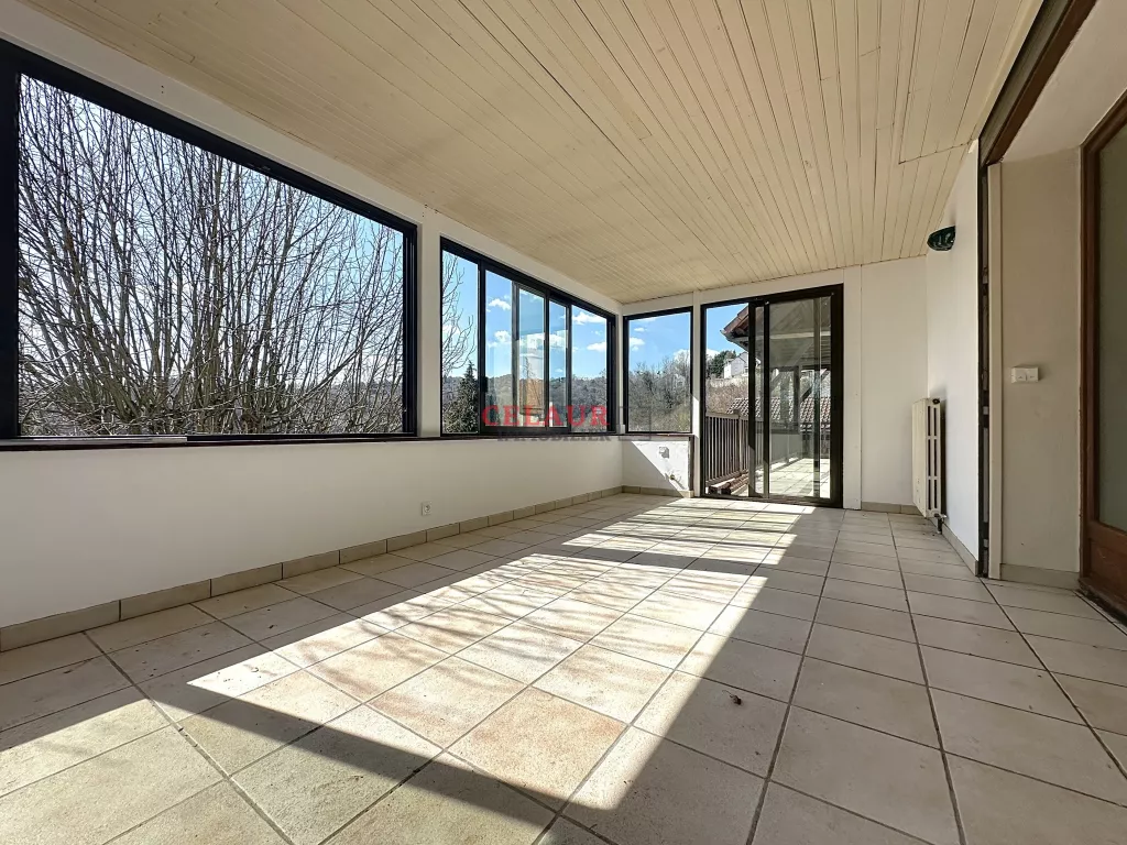 MAISON FAMILIALE SUR LES HAUTEURS DE TULLE