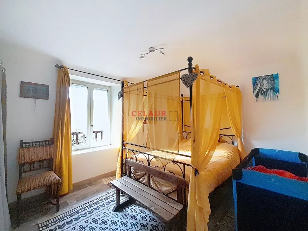 MAISON AGREABLE AVEC PLUS D'UN HECTARE