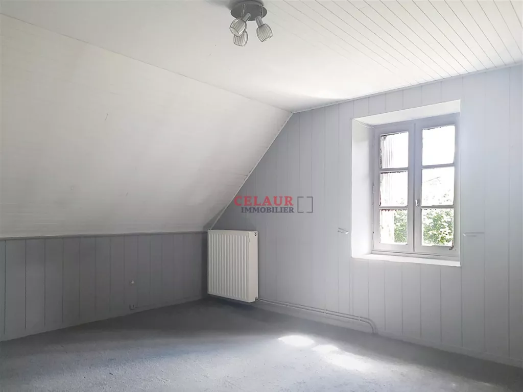 Maison familiale, habitable de suite.