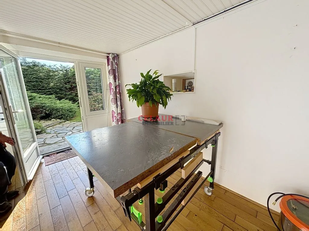 MAISON DE CARACTERE AVEC PISCINE ET VUE