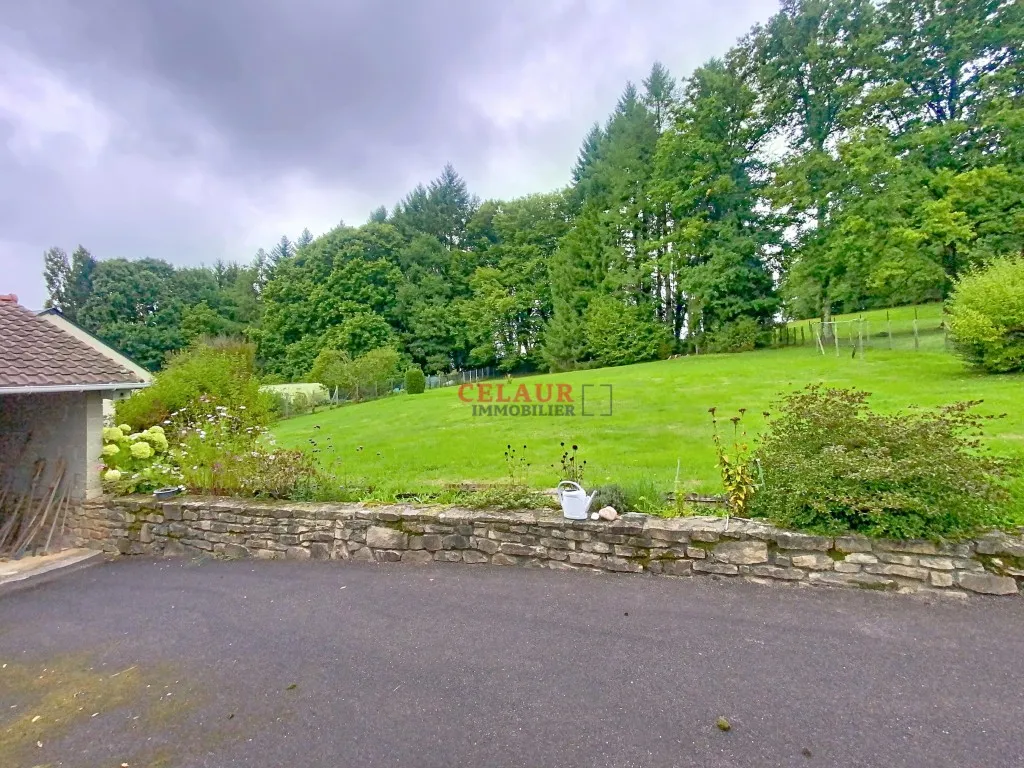 AGR&Eacute;ABLE MAISON &Agrave; UZERCHE