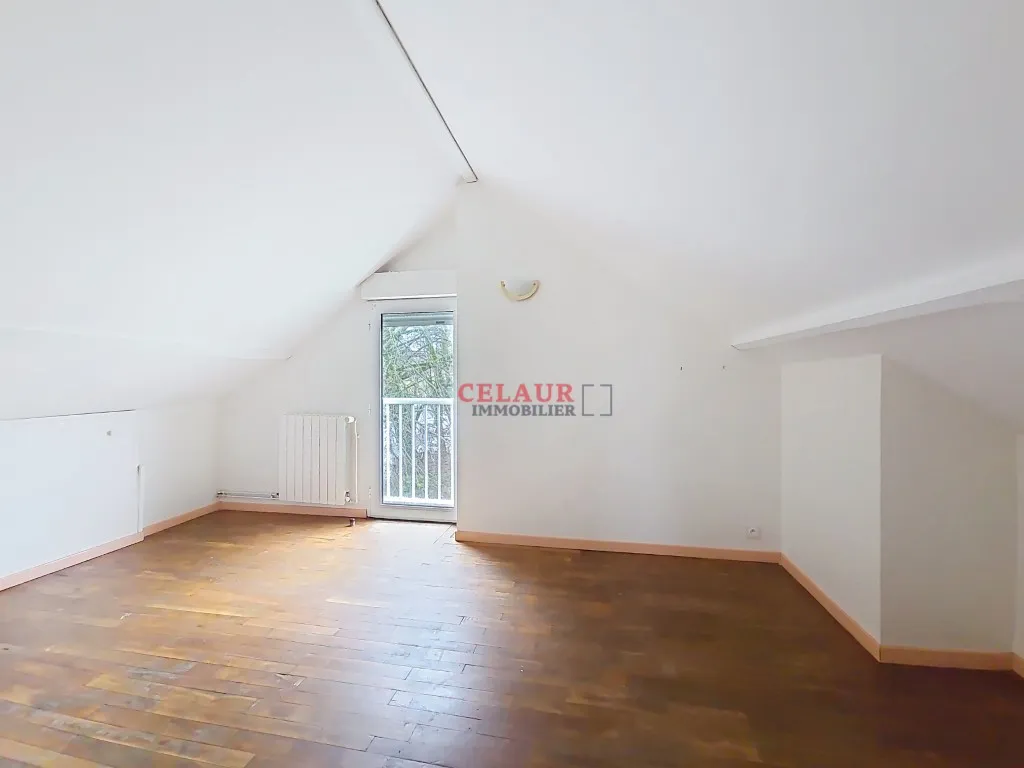 MAISON &Agrave; UZERCHE