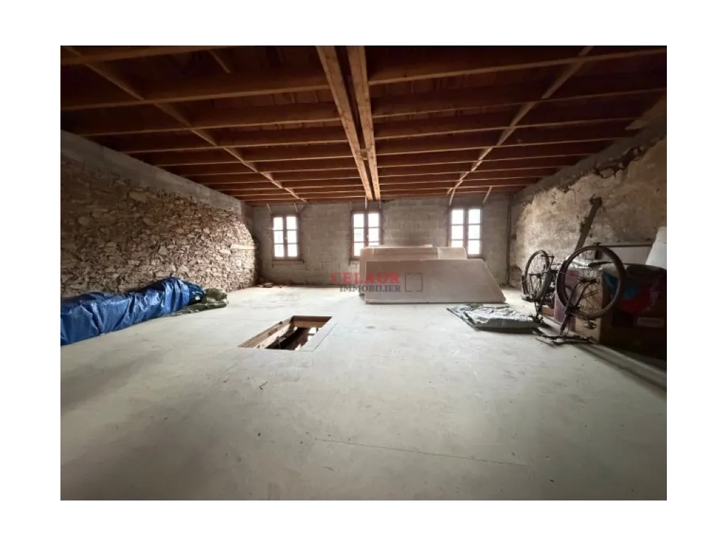 Maison avec garage et jardin proche d'ARGENTAT