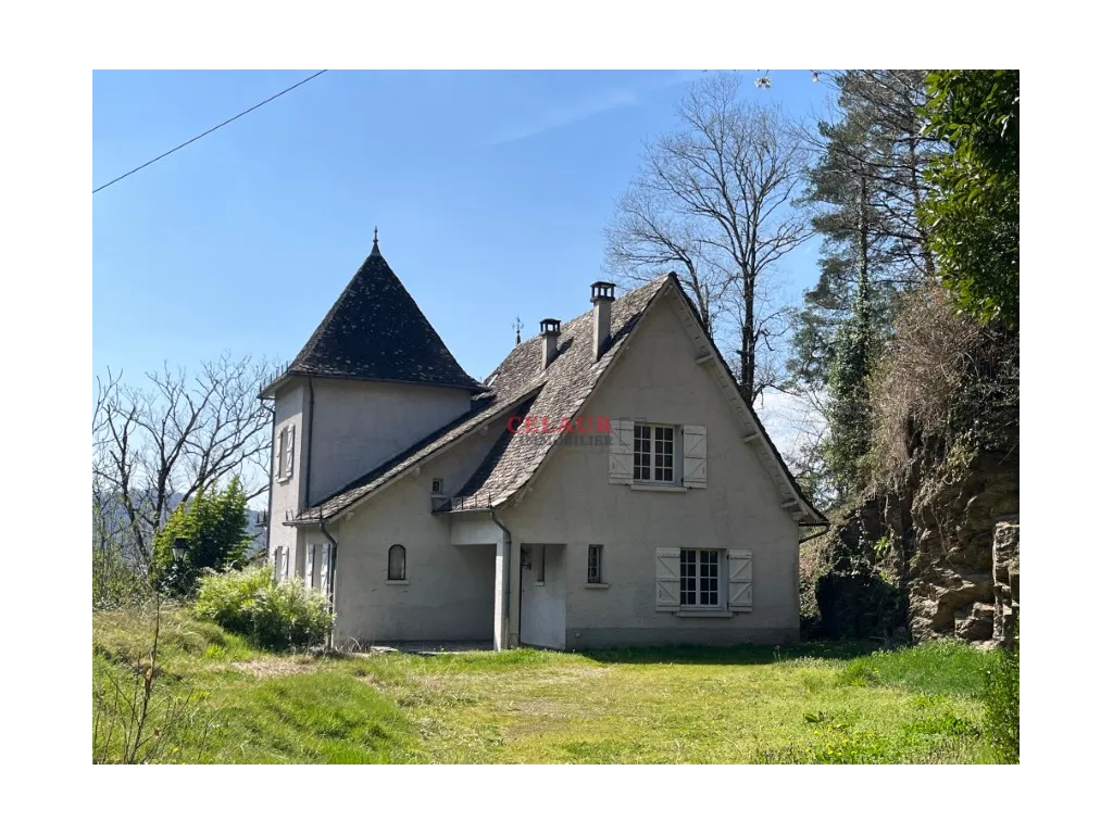 MAISON SANS VOISIN PROCHE CENTRE ARGENTAT