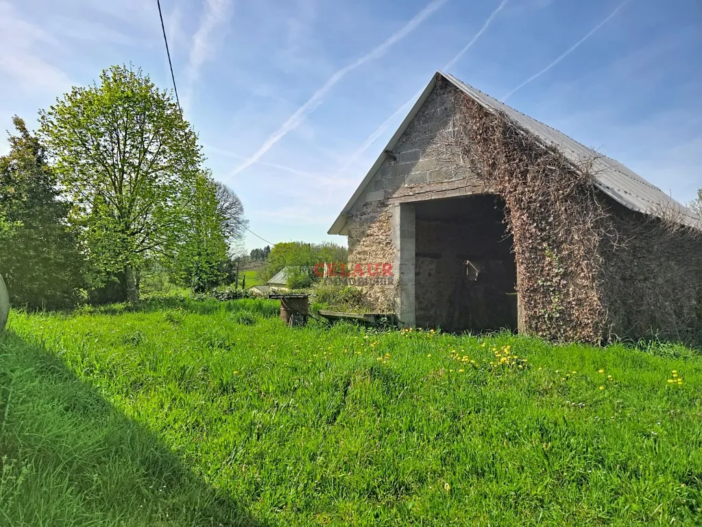 JOLIE MAISON EN PIERRES