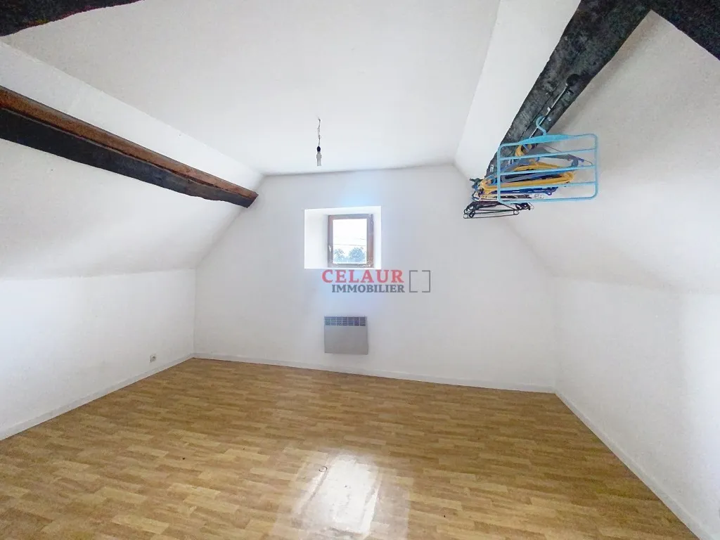 JOLIE MAISON EN PIERRES