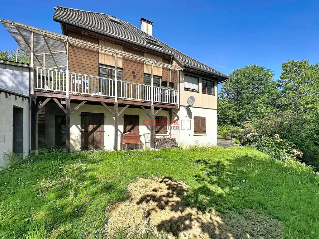 PROPRI&Eacute;T&Eacute; AVEC 1 HECTARE SUR MAURE