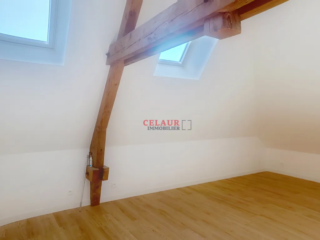 Studio enti&egrave;rement r&eacute;nov&eacute;