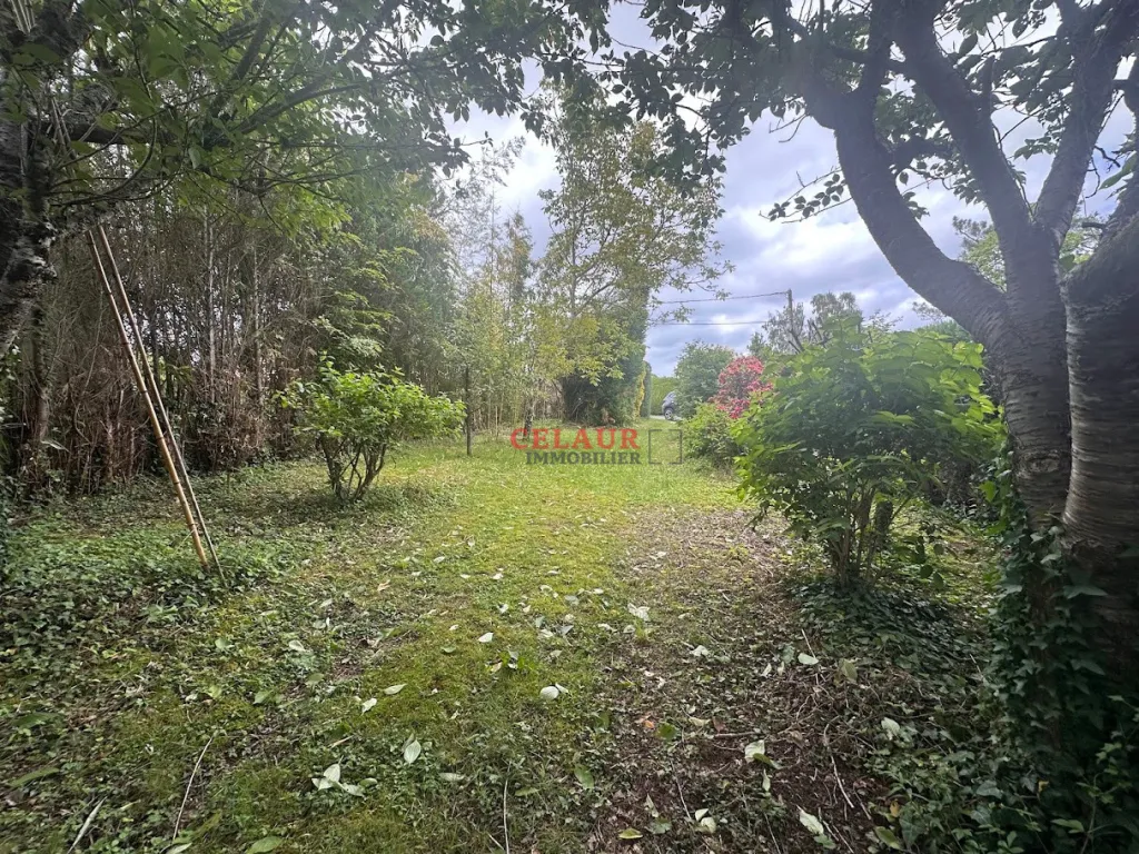 TERRAIN CONSTRUCTIBLE DE 2363 m&sup2;
